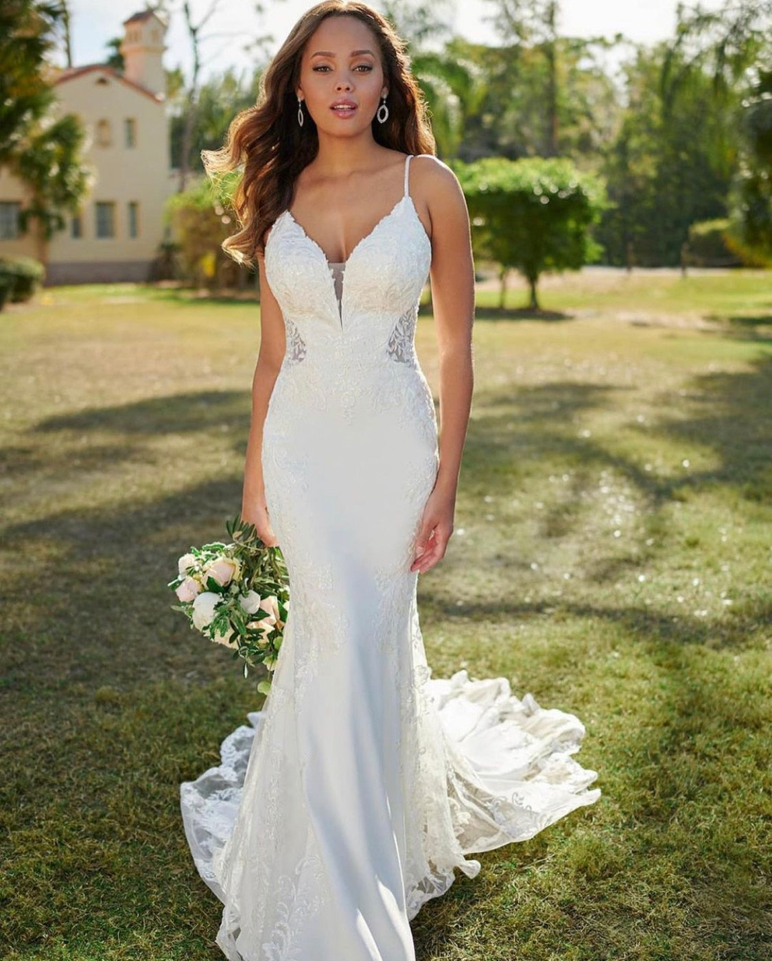 Lace Mermaid Wedding Dresses Spaghetti Straps V-Neck Backless