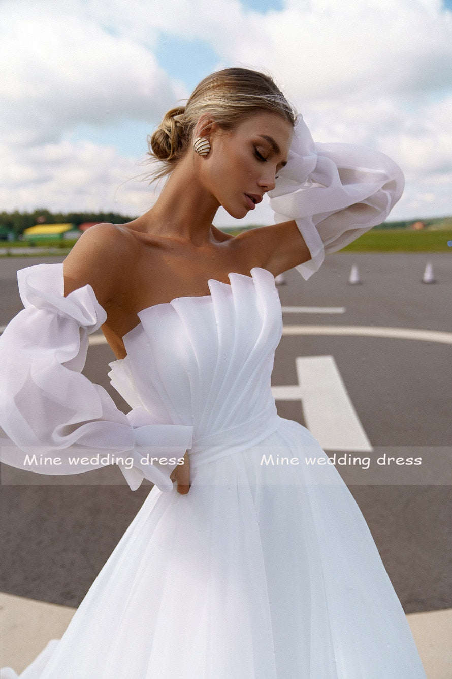 Simple New Design Boat Neck Puffy Sleeve Zipper A-Line Wedding Dress